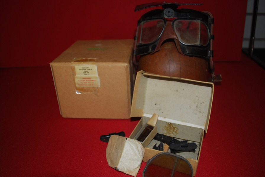 WW2 PILOTS GOGGLES-SOLD