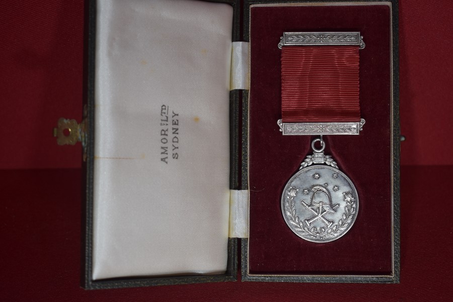NEW SOUTH WALES VOLUNTEER FIRE BRIGADE LONG SERVICE MEDAL IN ORIGINAL BOX-SOLD