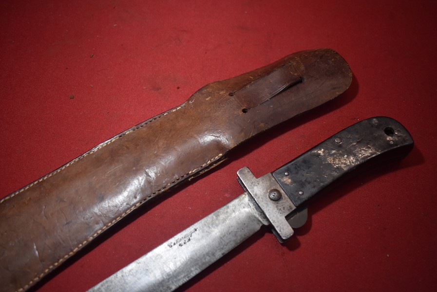 WW2 FOLDING MACHETTE AND LEATHER SCABBARD BY CATTAGARUS-SOLD