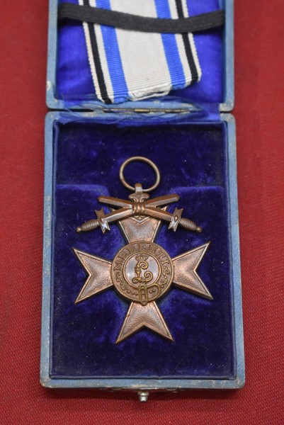 IMPERIAL GERMANY BAYERN WAR MERIT CROSS CASED THIRD CLASS-SOLD