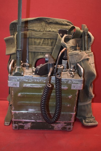 COMPLETE RADIO SET AUSTRALIAN ARMY ISSUED AN/PRC 77-SOLD