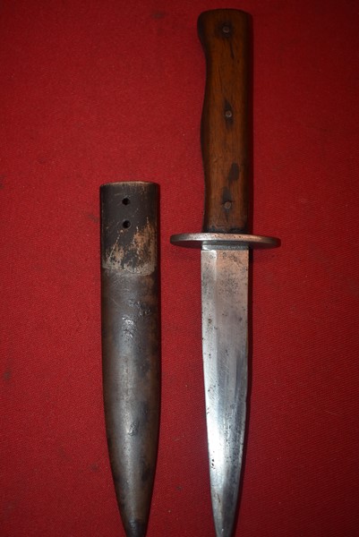 WW1 GERMAN TRENCH/FIGHTING KNIFE.h-SOLD