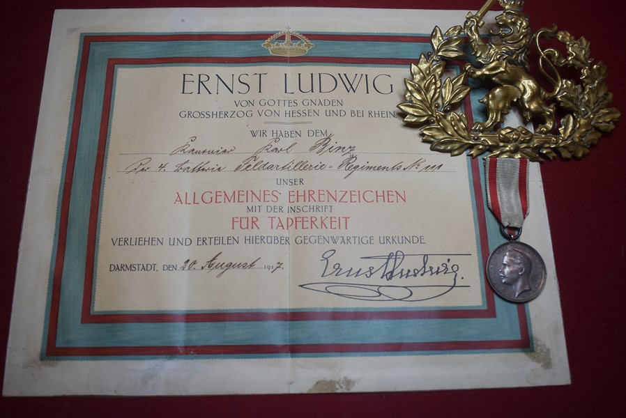IMPERIAL GERMAN GRAND DUCHY OF HESSE WAR BRAVERY MEDAL, CERTIFICATE OF ISSUE AND BRASS COAT OF ARMS-SOLD