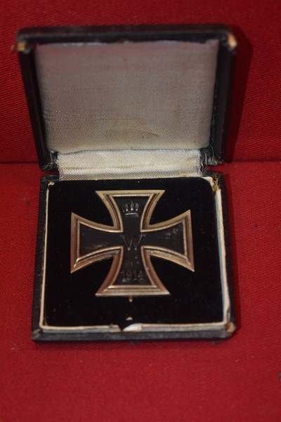 CASED WW1 GERMAN IMPERIAL IRON CROSS FIRST CLASS