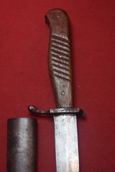 WW1 GERMAN TRENCH FIGHTING KNIFE NO MAKER MARKS