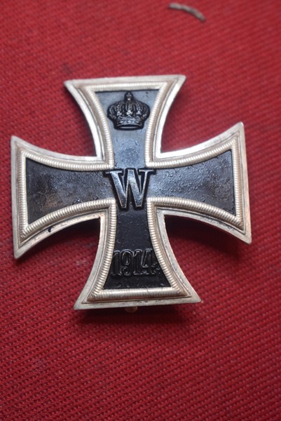 WW1 IMPERIAL GERMAN IRON CROSS FIRST CLASS, CONVEX, 800 SILVER-SOLD