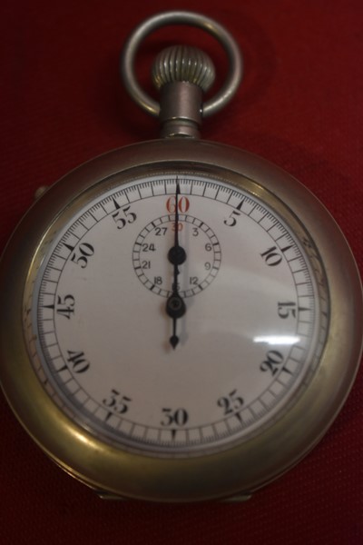 WW2 BRITISH MILITARY ISSUED LEMANIA STOP WATCH 
