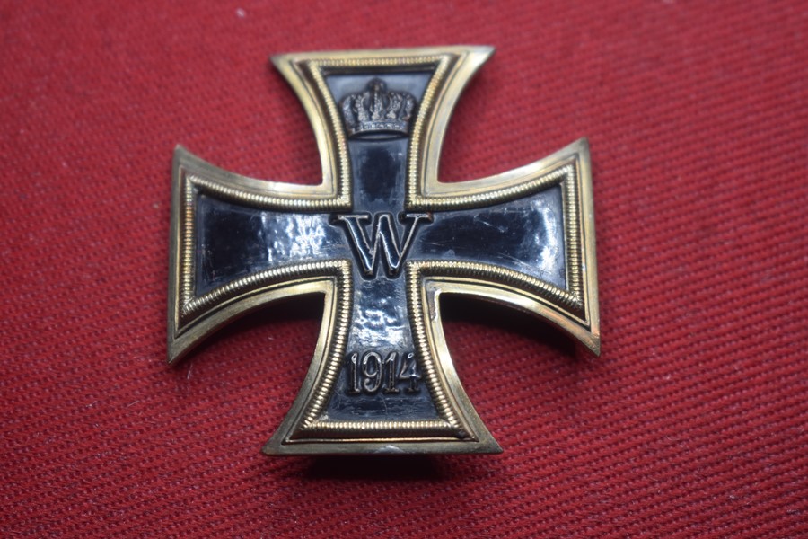 WW1 IMPERIAL GERMAN IRON CROSS FIRST CLASS VAULTED