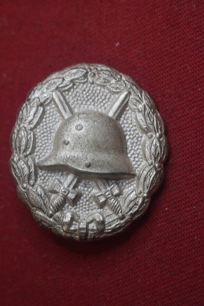 WW1 GERMAN SILVER WOUND BADGE..