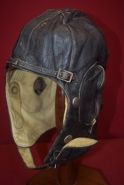 WW2 AUSTRALIAN RAAF LEATHER PILOTS HELMET