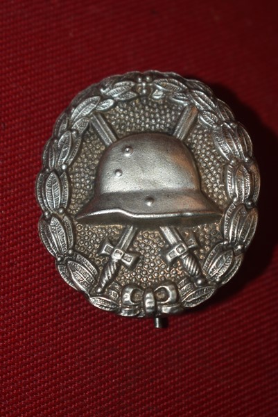 GERMAN SILVER WOUND BADGE WW1-SOLD