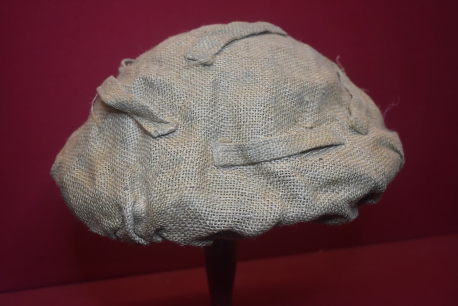 WW2 BRITISH/COMMONWEALTH ARMY TOMMY HELMET HESSIAN HELMET COVER-SOLD