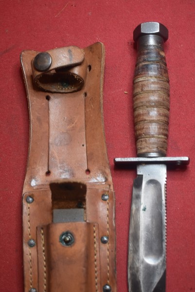 USAF PILOTS SURVIVAL KNIFE BY CAMILLUS-SOLD