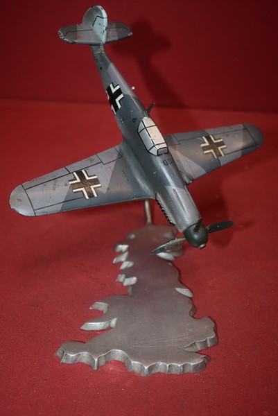 WW2 GERMAN LUFTWAFFE PILOTS DESK TOP TRENCH ART MESSERSCHMITT BF-109-SOLD