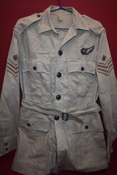 WW2 AUSTRALIAN RAAF AIR GUNNERS TROPICAL AIRTEX TUNIC-SOLD