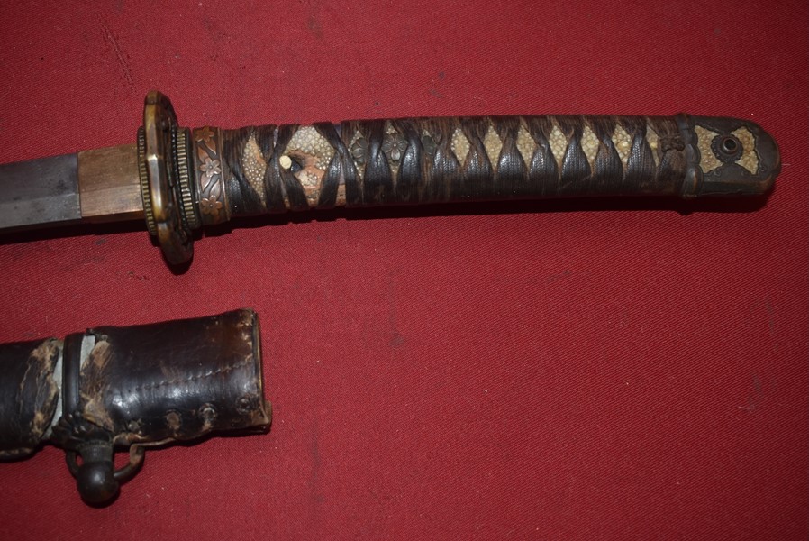 WW2 JAPANESE OFFICERS SWORD WITH SIGNED TANG-SOLD