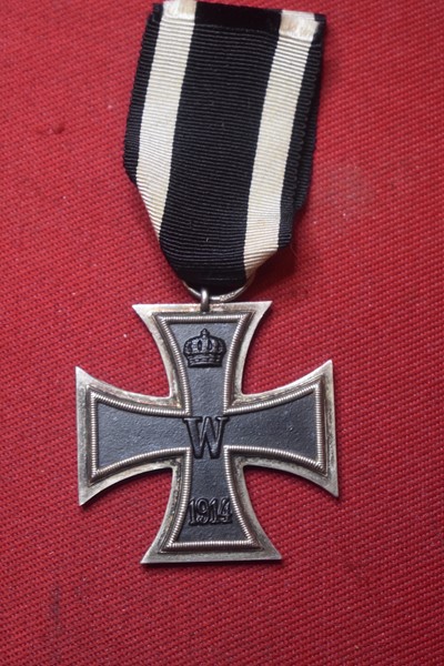 WW1 GERMAN IRON CROSS SECOND CLASS WITH RIBBON-SOLD