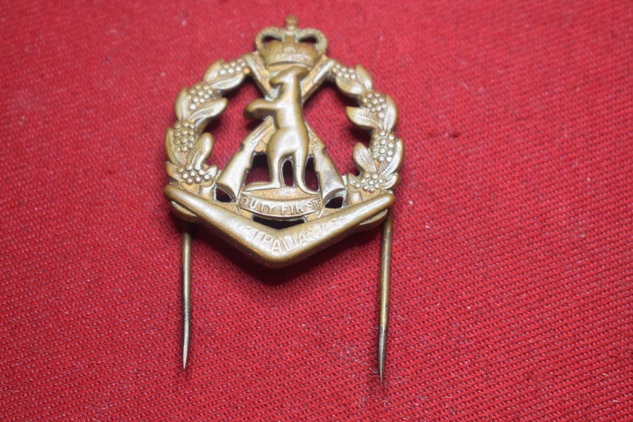 ROYAL AUSTRALIAN REGIMENT (RAR) SKIPPY HAT BADGE-SOLD