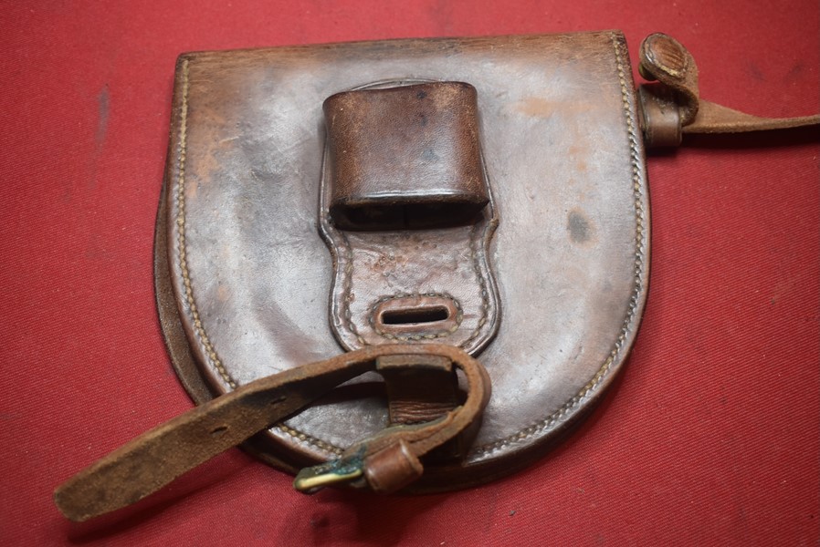 WW1 10 LIGHT HORSE, CAVALRY SWORD AND HORSE SHOE CARRIER POUCH-SOLD