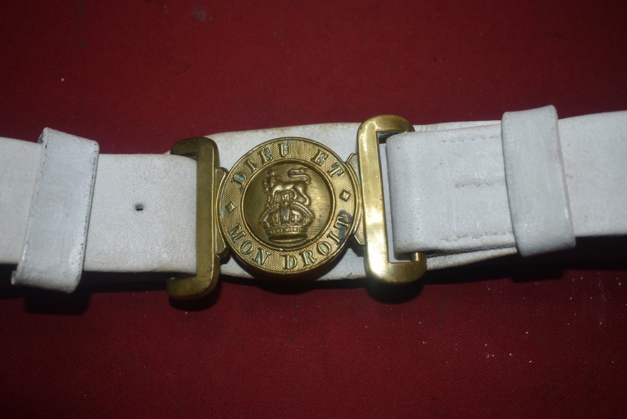 PATTERN 1888 WHITE SLADE WALLIS BELT AND BUCKLE KINGS CROWN