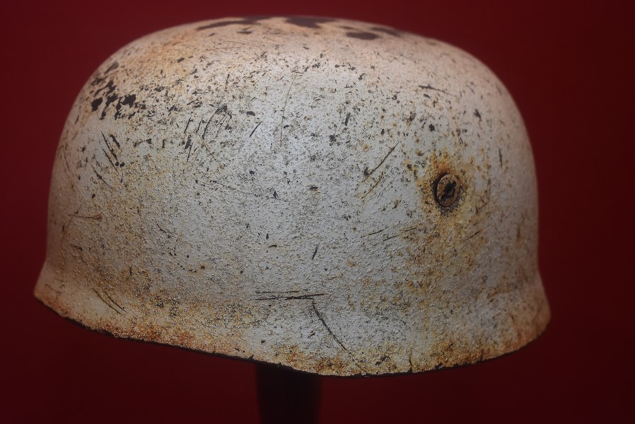ORIGINAL WW2 GERMAN PARATROOPERS (FALLSHIRMJAGER) HELMET SHELL WINTER CAMO-SOLD
