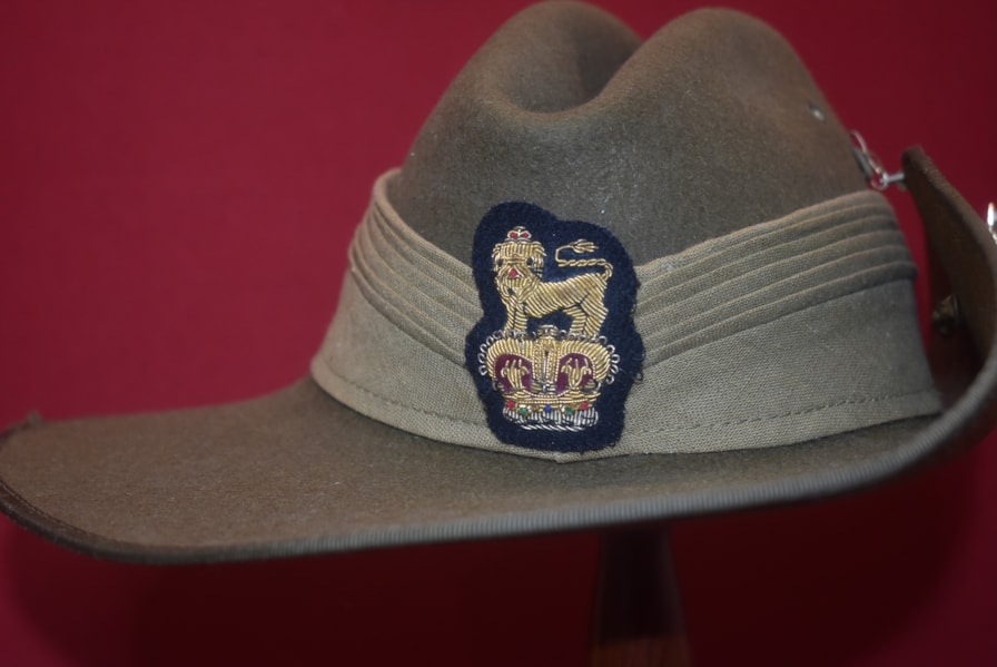 VIETNAM WAR ERA AUSTRALIAN BRIGADIER'S SLOUCH HAT-SOLD