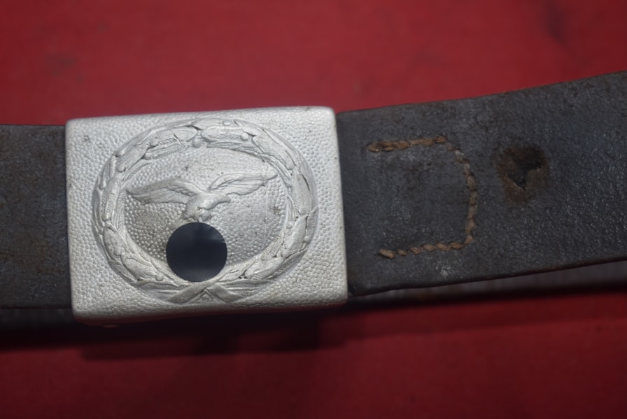 WW2 GERMAN LUFTWAFFE BELT AND BUCKLE.b