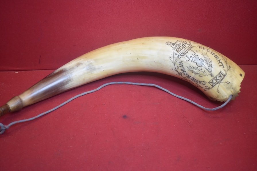 CAMERONIAN REGIMENT SCRIMSHAW DECORATED POWDER HORN CIRCA 1810