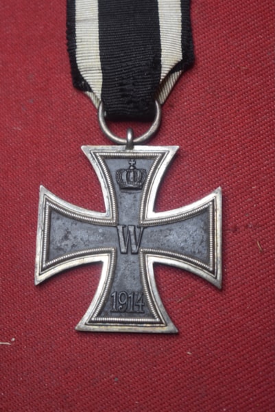 WW1 GERMAN IRON CROSS SECOND CLASS 800 SILVER-SOLD