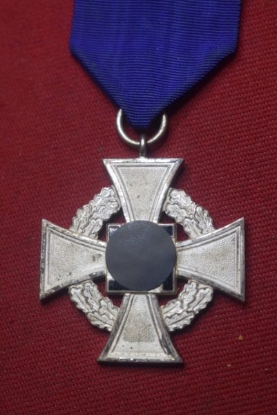 WW2 GERMAN CIVIL LONG SERVICE CROSS SILVER