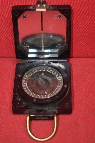 WW2 COMMONWEALTH ISSUE COMPASS.