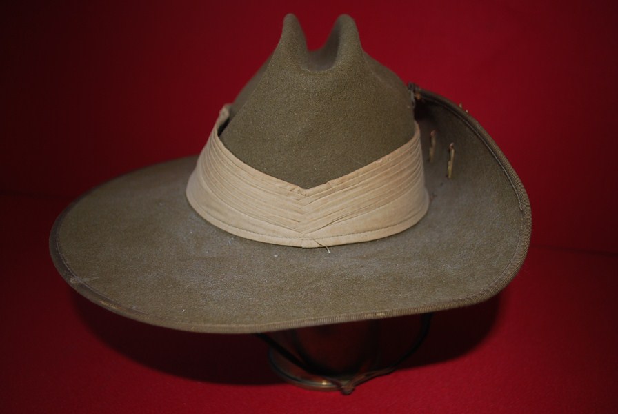 AUSTRALIAN SLOUCH HAT.-SOLD