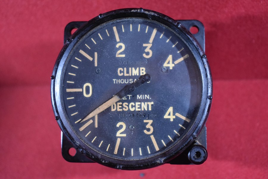 WW2 RAF CLIMB/DESCEND COCKPIT GAUGE.-SOLD