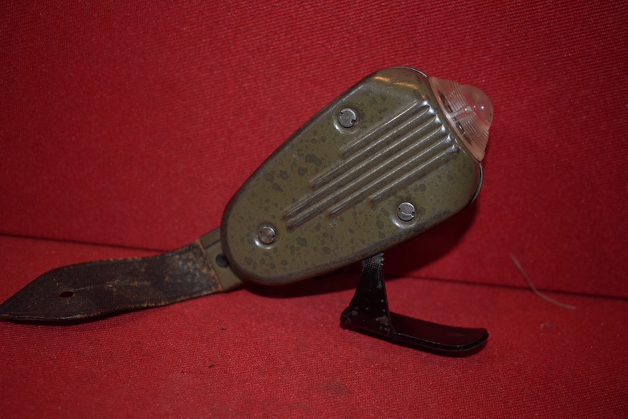 WW2 GERMAN SOLDIERS DYNAMO FLASHLIGHT.-SOLD