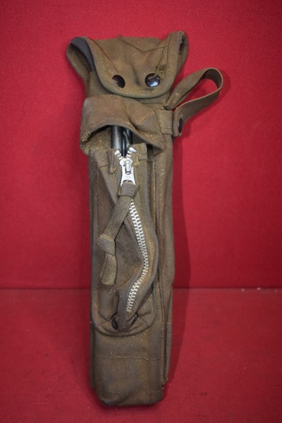 VIETNAM WAR ERA COLT SPRING LOADED AR15/M16 BIPOD WITH CASE AND ...