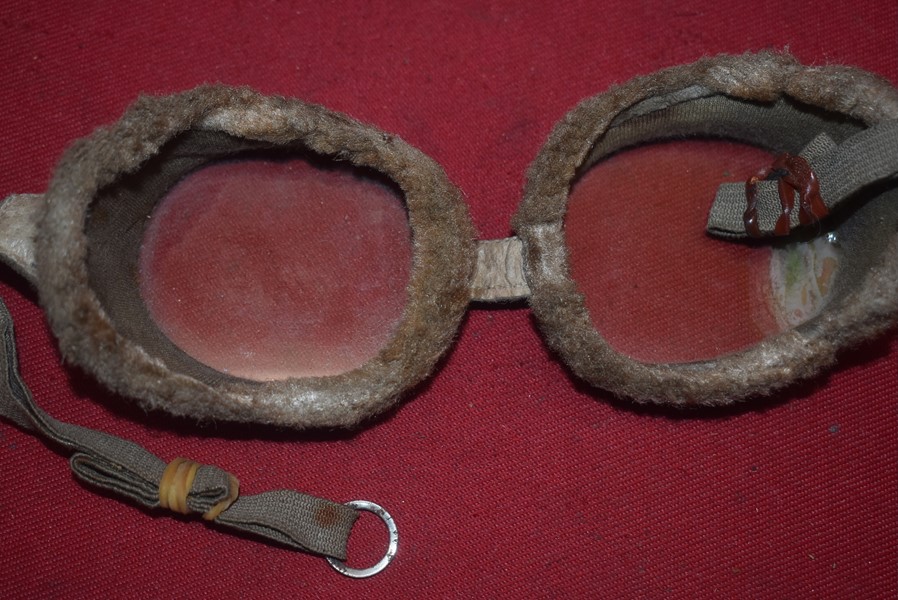 WW1 RFC RNAS RAF PATTERN TRIPLEX CASED FLYING GOGGLES.