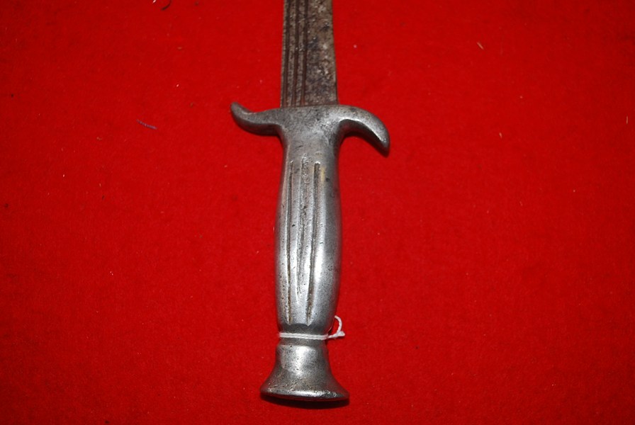 WW1 FRENCH FIGHTING KNIFE-SOLD