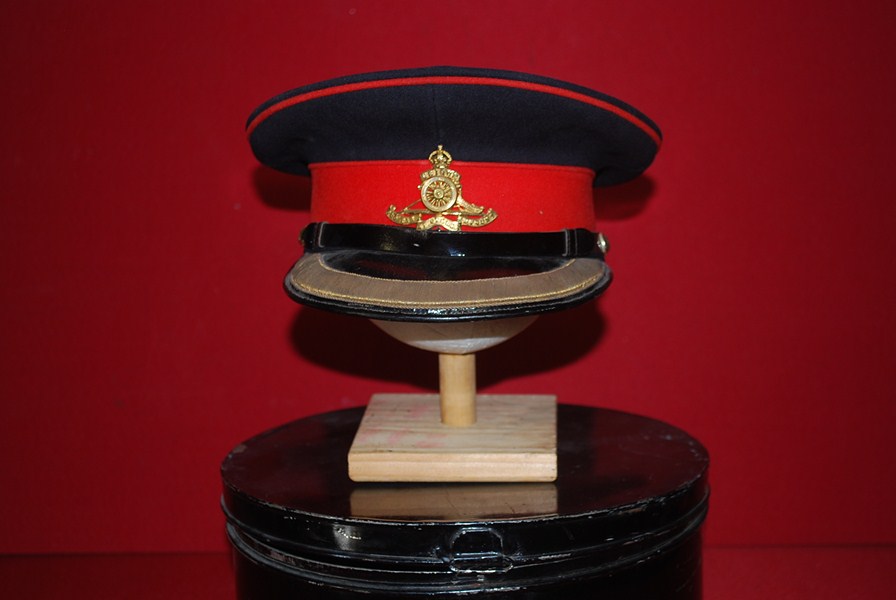 BRITISH ARTILLERY OFFICERS PEAK HAT-SOLD