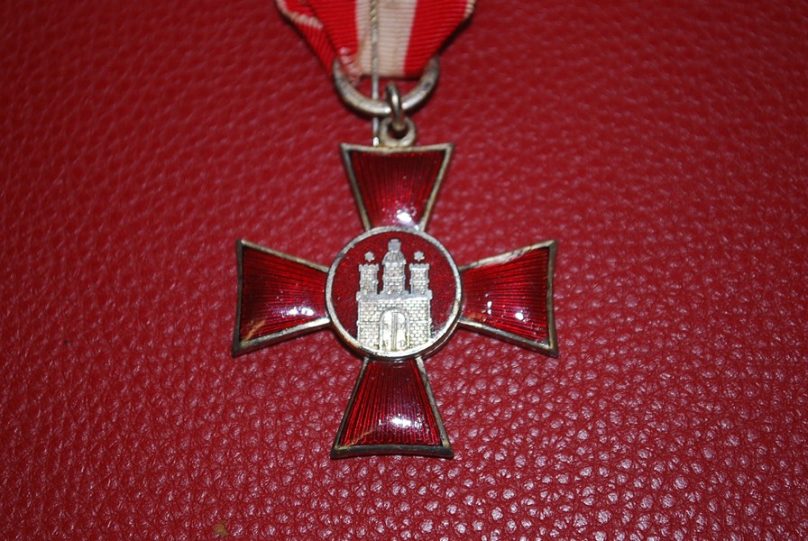 WW1 GERMAN HANSEATIC CROSS-SOLD