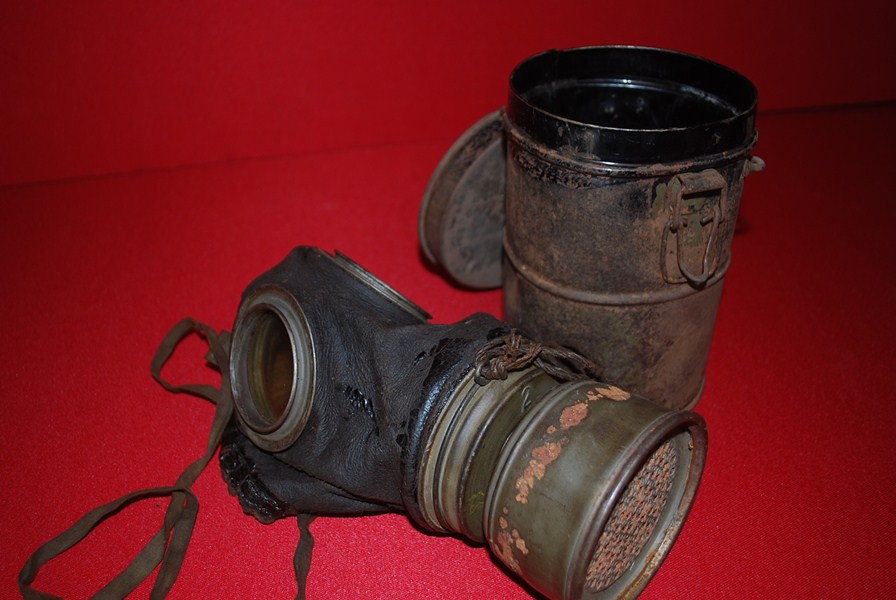 WW1 GERMAN GASMASK AND CANNISTER-SOLD