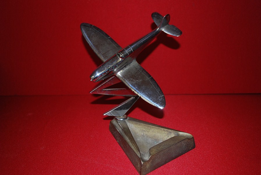 BRITISH FIGHTER PLANE TRENCH ART ASHTRAY 