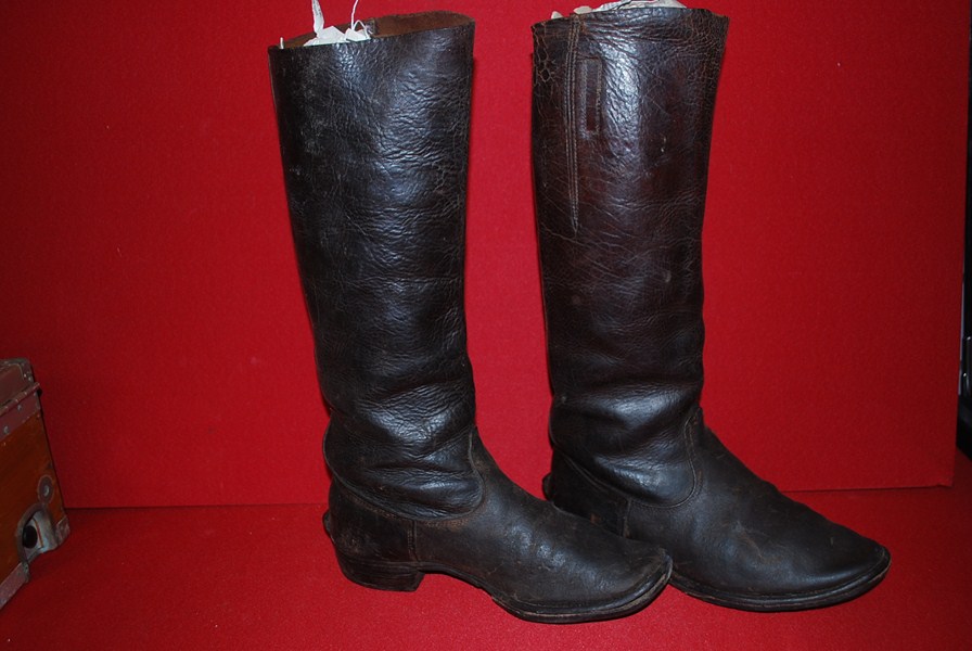 WW2 JAPANESE OFFICERS BOOTS-SOLD