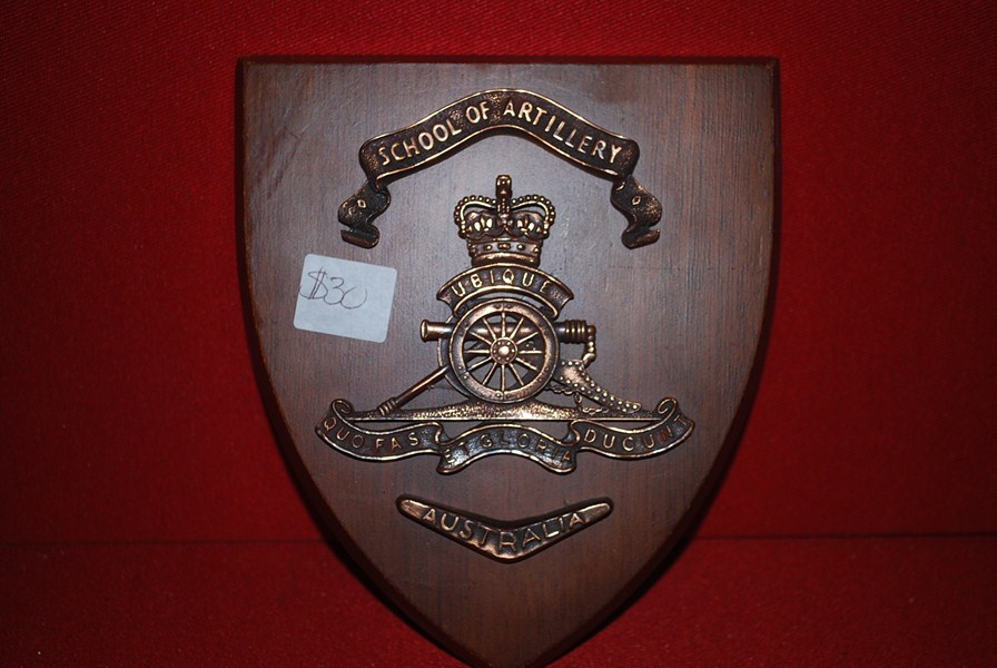 WALL PLAQUE AUSTRALIAN ARTILLERY-SOLD