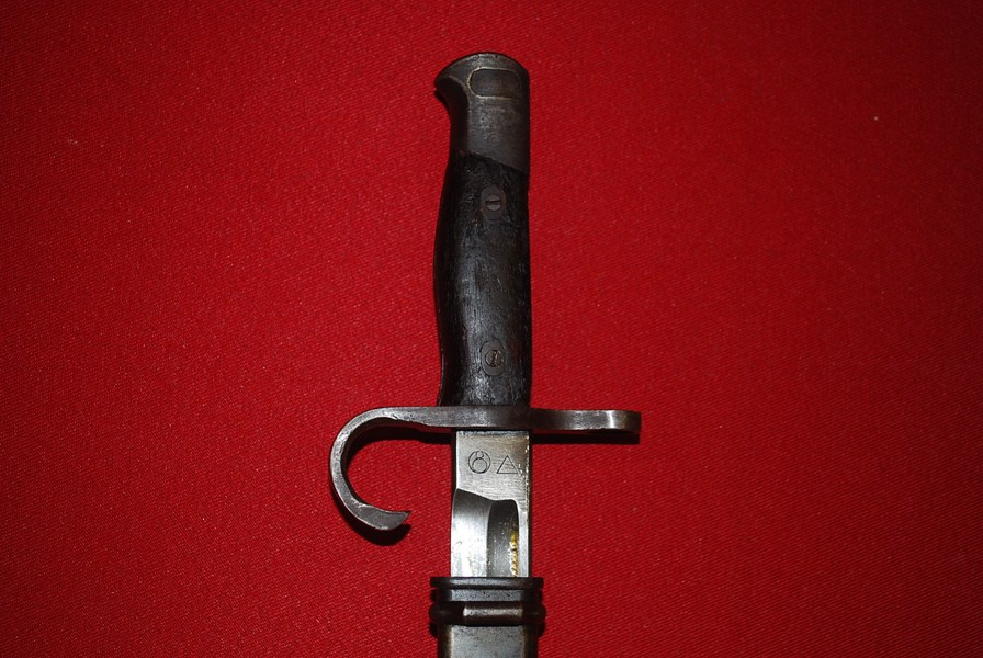 WW JAPANESE BAYONET