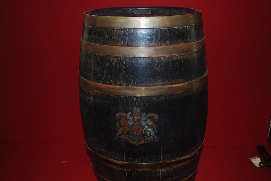 OAK SHIPS BARRELL