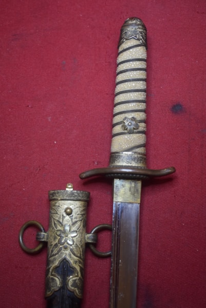 WW2 JAPANESE NAVAL OFFICERS DIRK