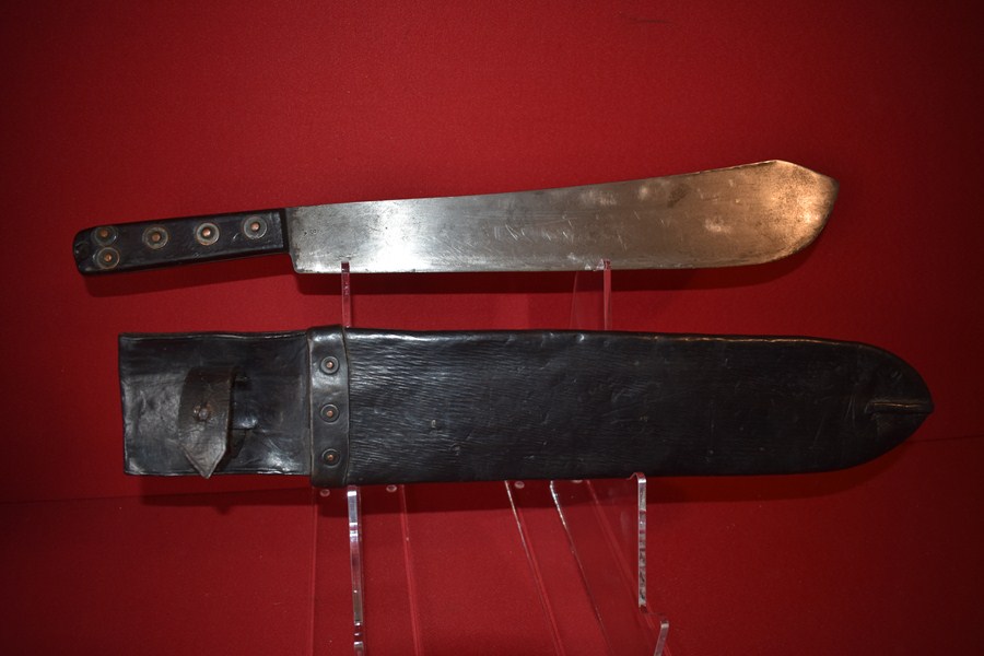 WW2 BRIT MACHETTE AND SCABBARD-SOLD