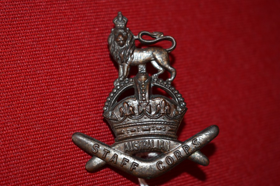 AUSTRALIAN ARMY HAT BADGE. AUSTRALIAN STAFF CORPS. 30-42