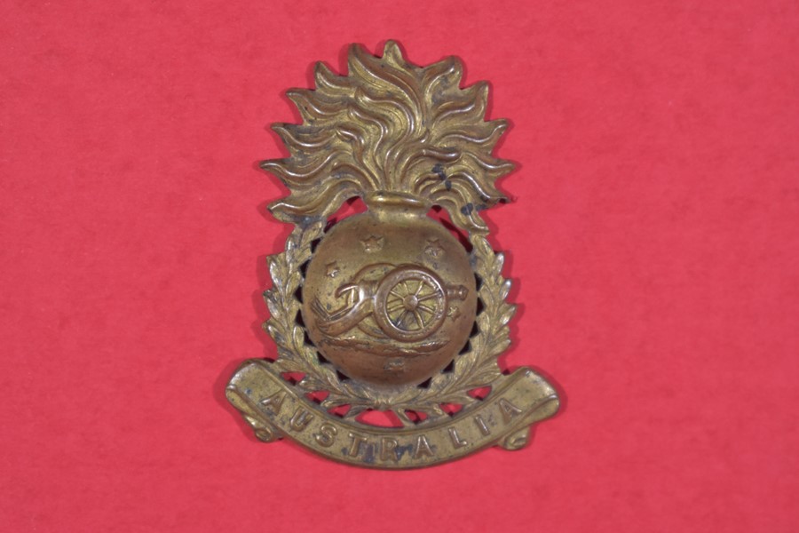 AUSTRALIAN FIELD ARTILLERY SINGLE COLLAR BADGE 1900-1912-SOLD