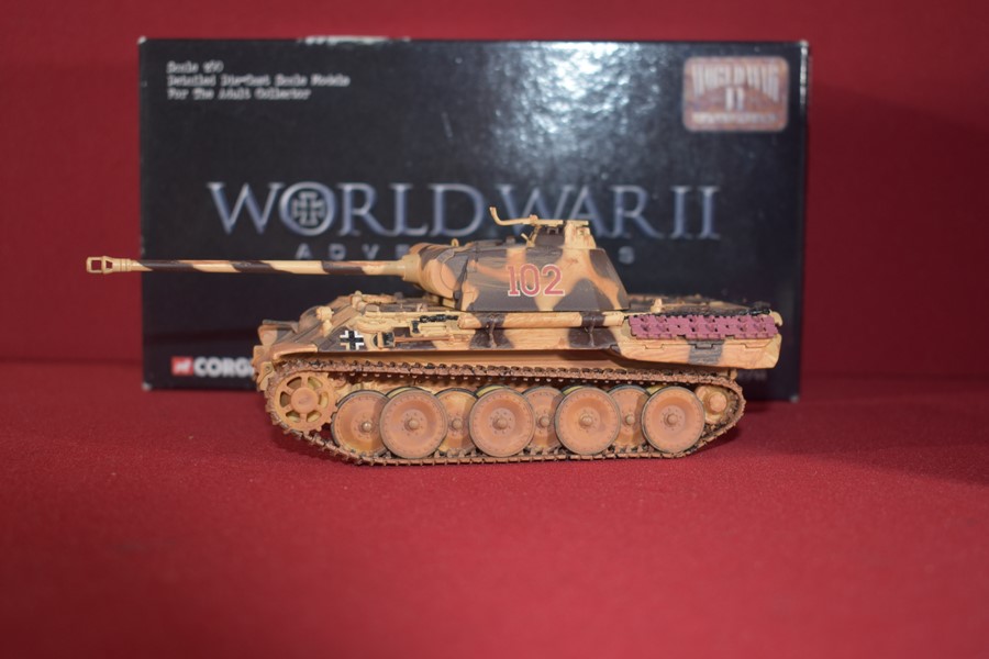 CORGI DIE CAST WWII GERMAN PANTHER TANK-SOLD